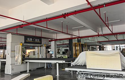 Foam Cutting Machine